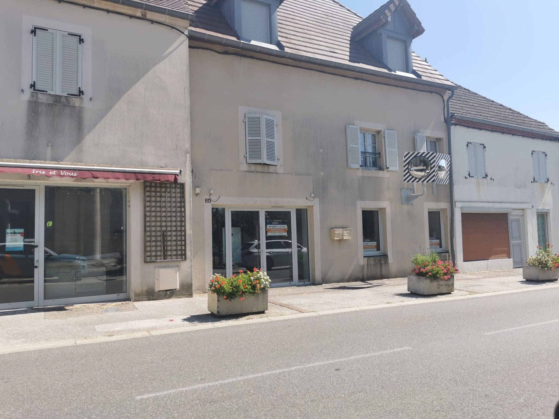 Local commercial Saint Aubin 
